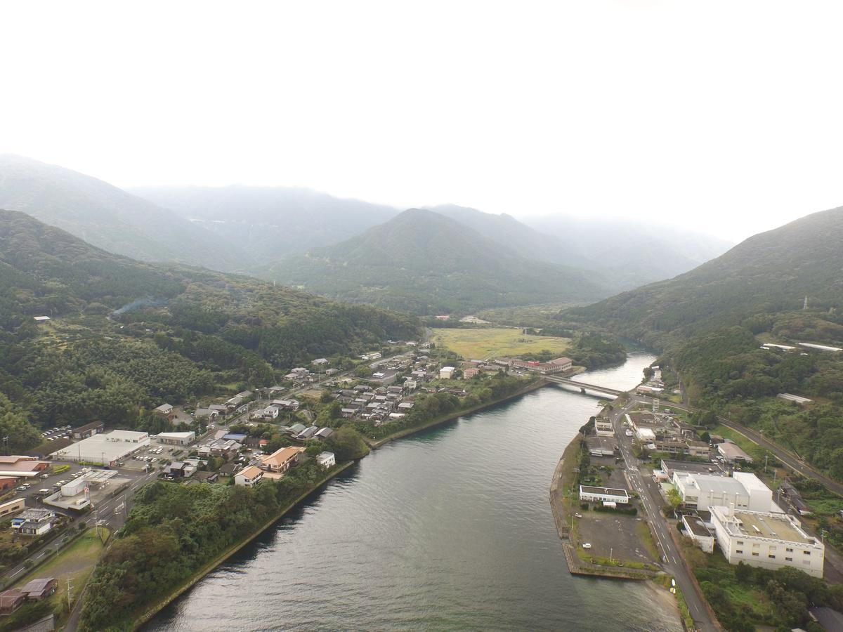 Miyanouraso Hotel Yakushima  Exterior photo